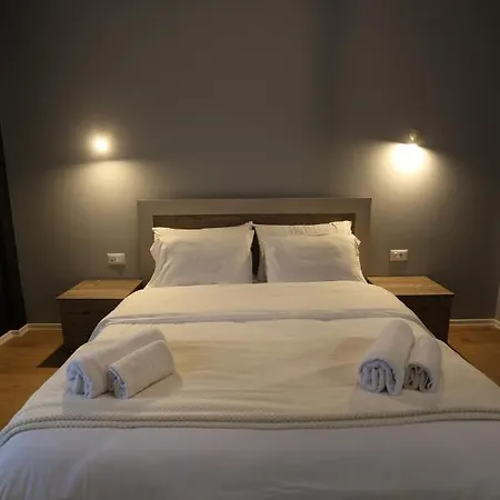 Hotel House Of Horses Shtepia E Kuajve 3*