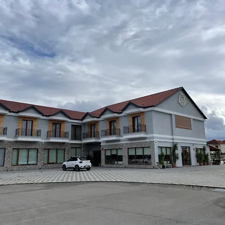 Hotel House Of Horses Shtepia E Kuajve 3*