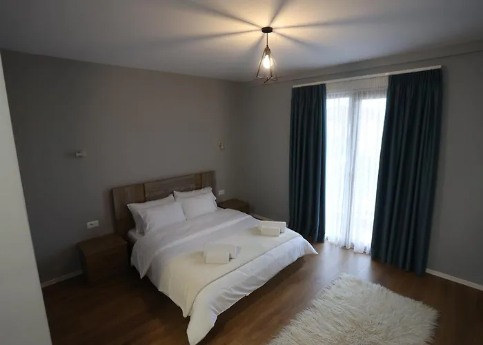 House Of Horses Shtepia E Kuajve 3*