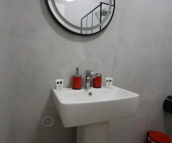 Hotel House Of Horses Shtepia E Kuajve Korce